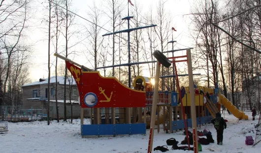 автора, О. Плехова