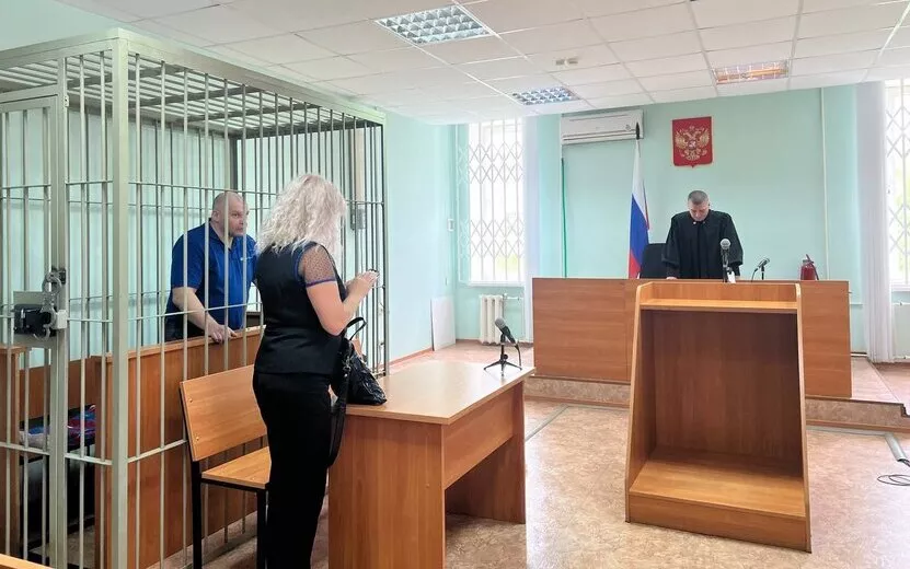 Житель Глазова получил реальный срок за нападение на полицейского в храме