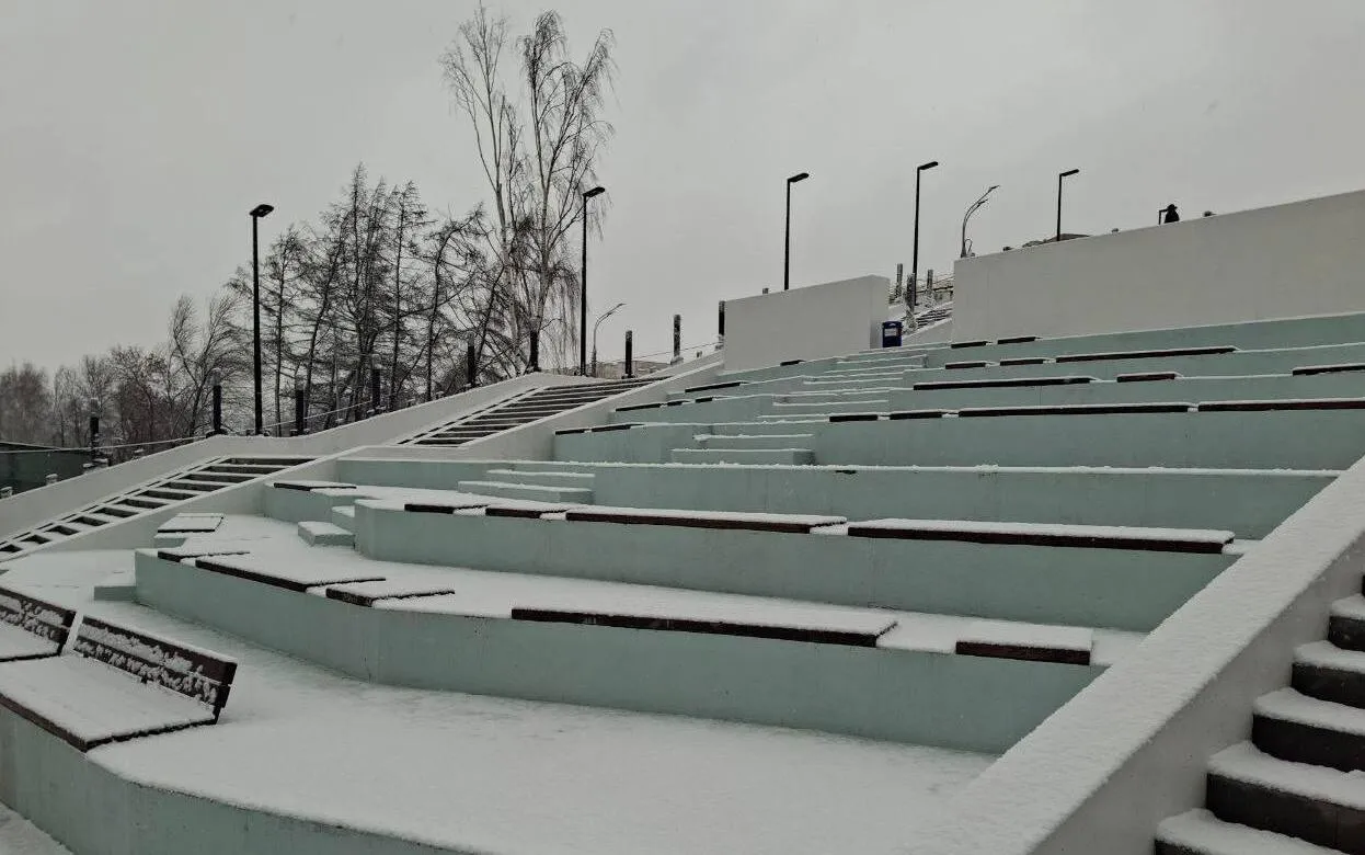 Основной этап реконструкции пешеходной эстакады у Центральной площади завершили в Ижевске