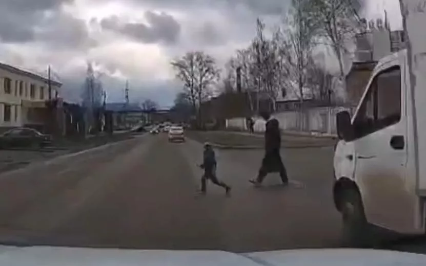 5-летнего мальчика сбили на ул. Магистральной в Ижевске. Видео: Госавтоинспекция Удмуртии