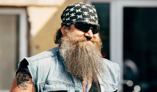 В. Калашников