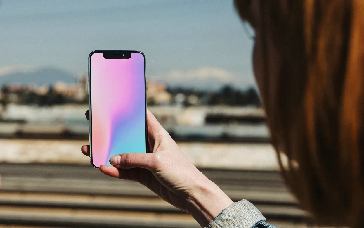 Даже новый iPhone не спасет: почему 5G в России внезапно оказался бесполезным для миллионов пользователей
