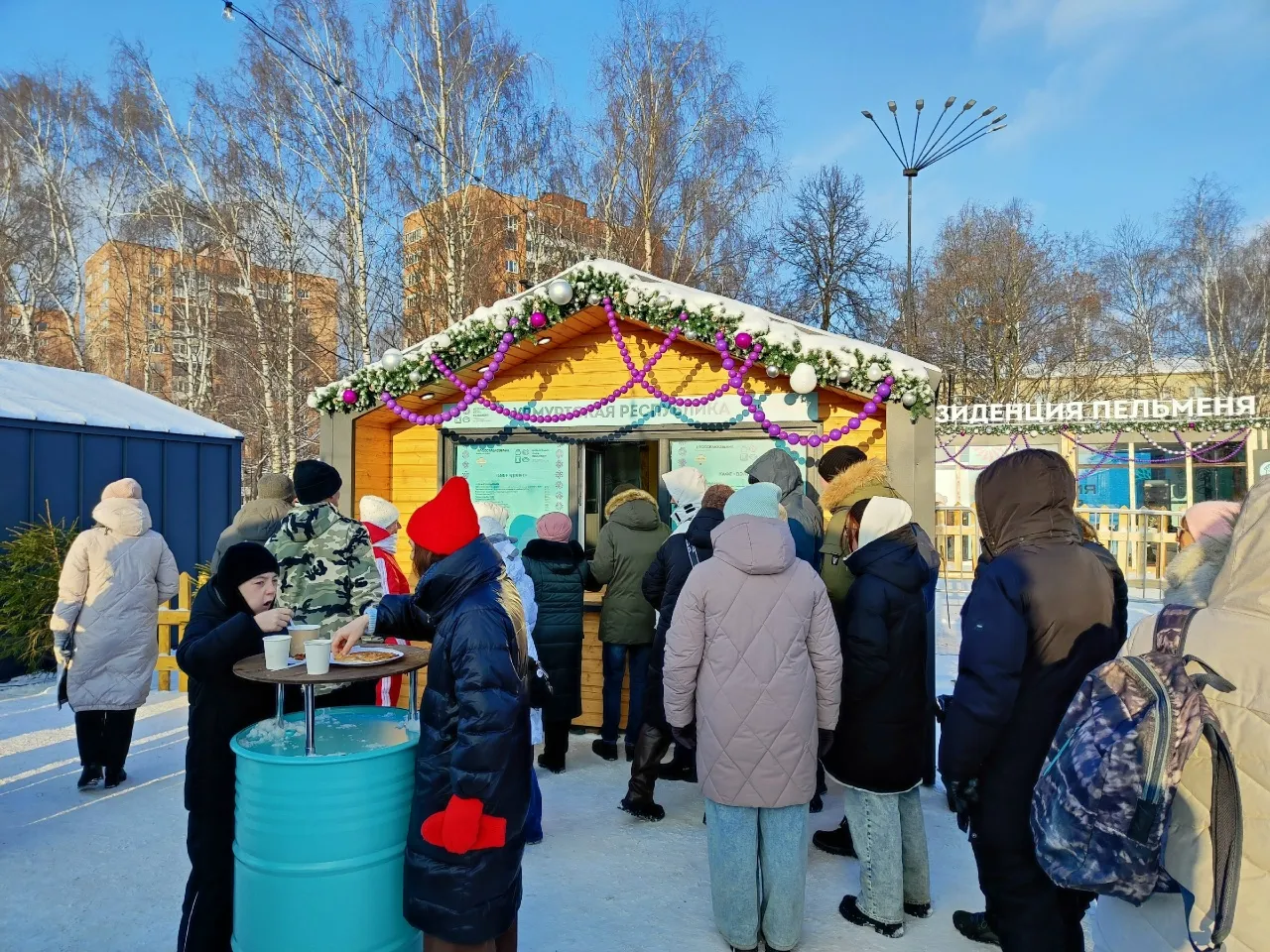 Фотофакт: как Ижевске проходит Всемирный День пельменя