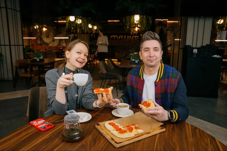 Новое заведение уже успели оценить ведущие радио «Адам» Денис Погодин и Ольга Прохорова