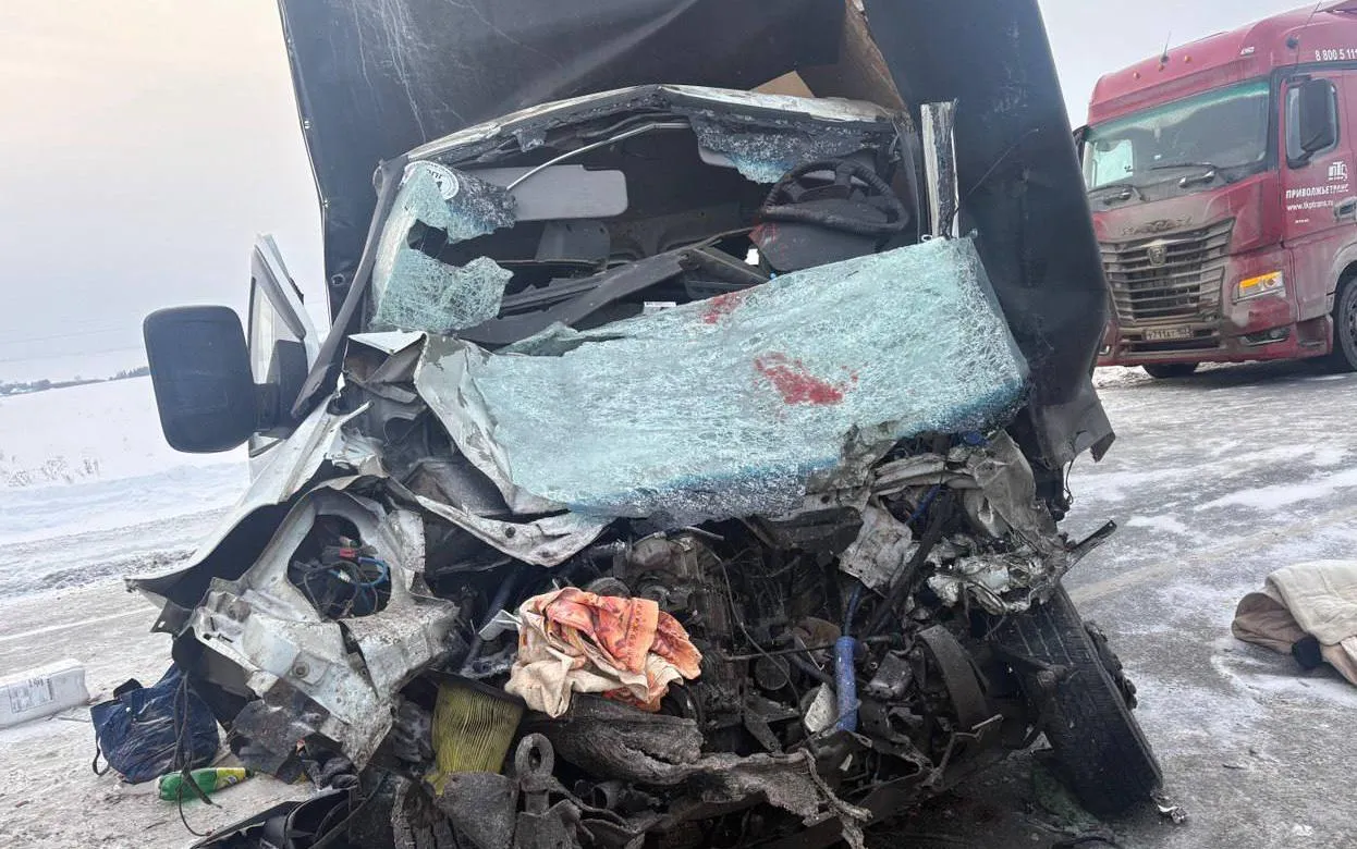 Водитель «Газели» погиб в ДТП с тремя фурами в Удмуртии