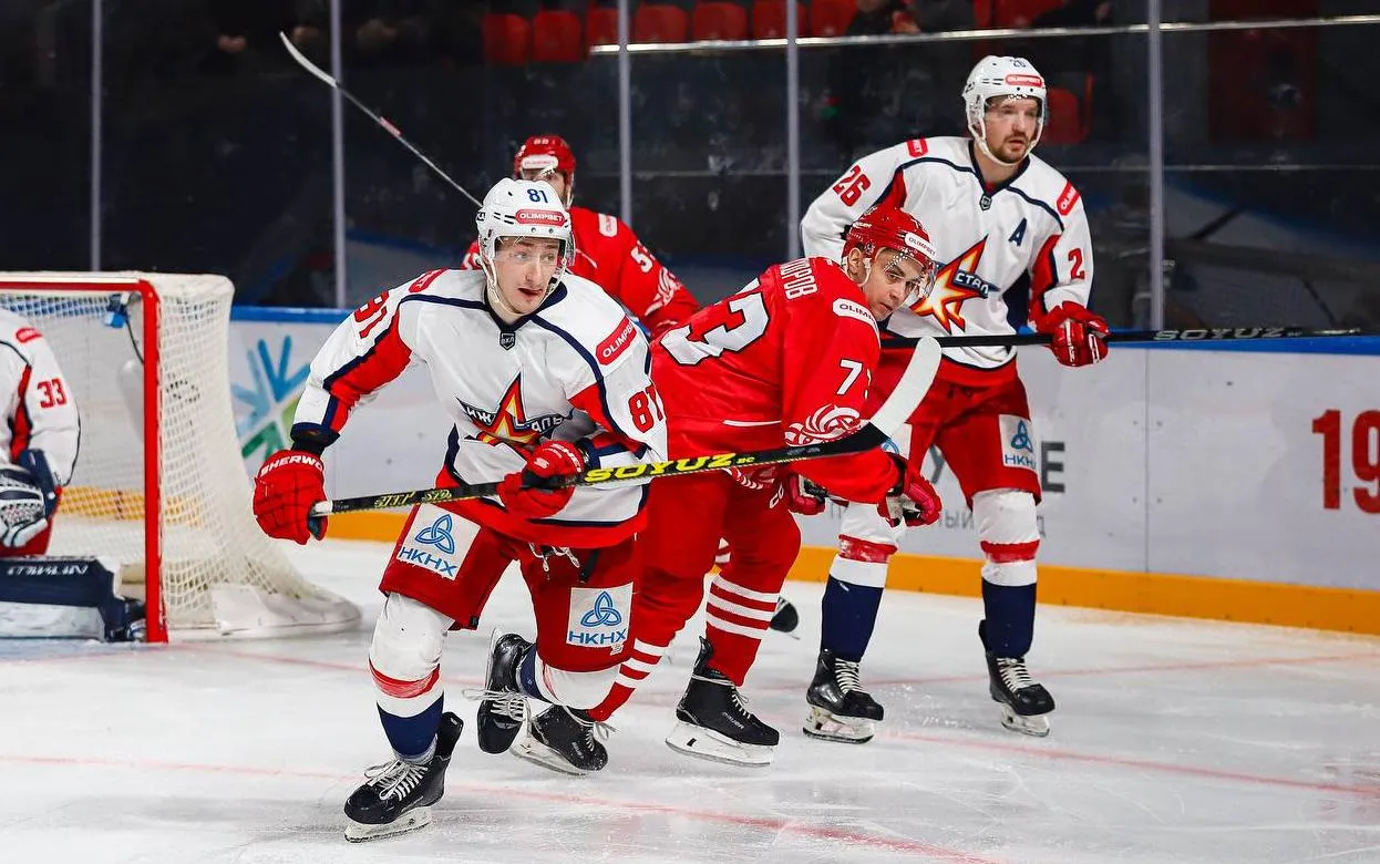 Хоккейная «Ижсталь» проиграла аутсайдеру ВХЛ