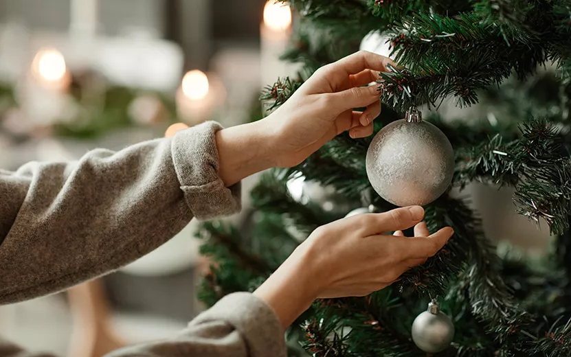 Готовимся к Новому году — где и почем купить елку и украшения в Ижевске