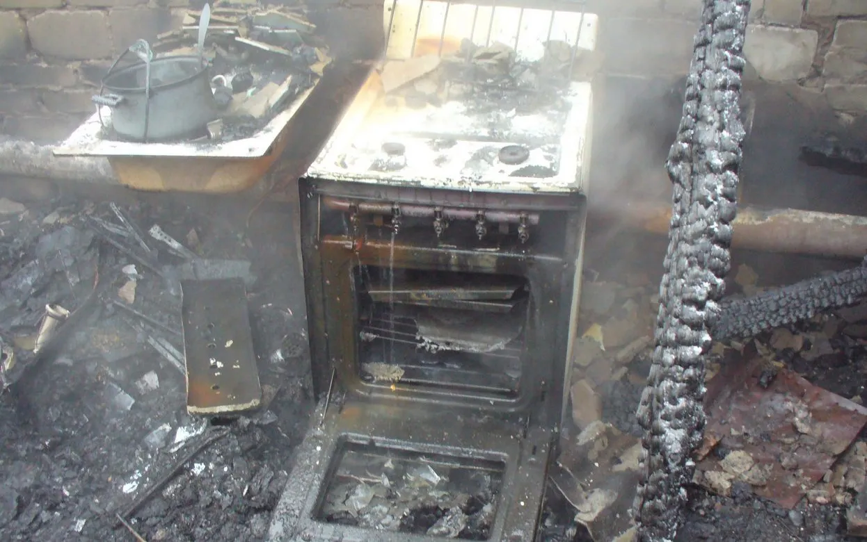 Пожар произошел в Можге из-за оставленной без присмотра электроплиты