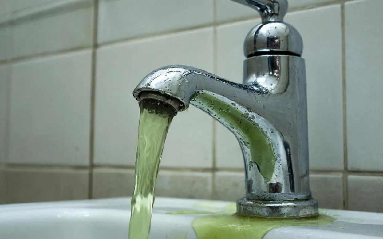 Теплосети Ижевска вновь проверят ярко-зеленым красителем