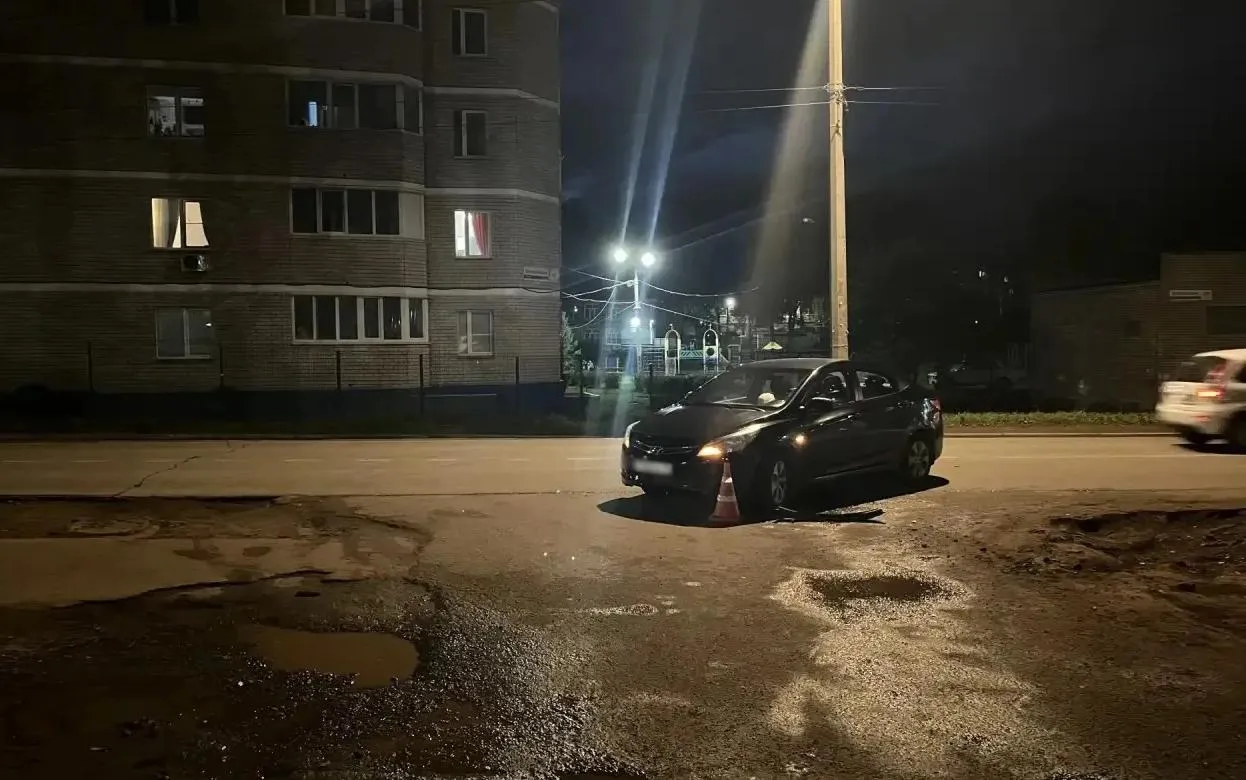 17-летний водитель мопеда пострадал в ДТП в Ижевске