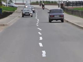 "Танцующая" разметка. Фото К. Ившин