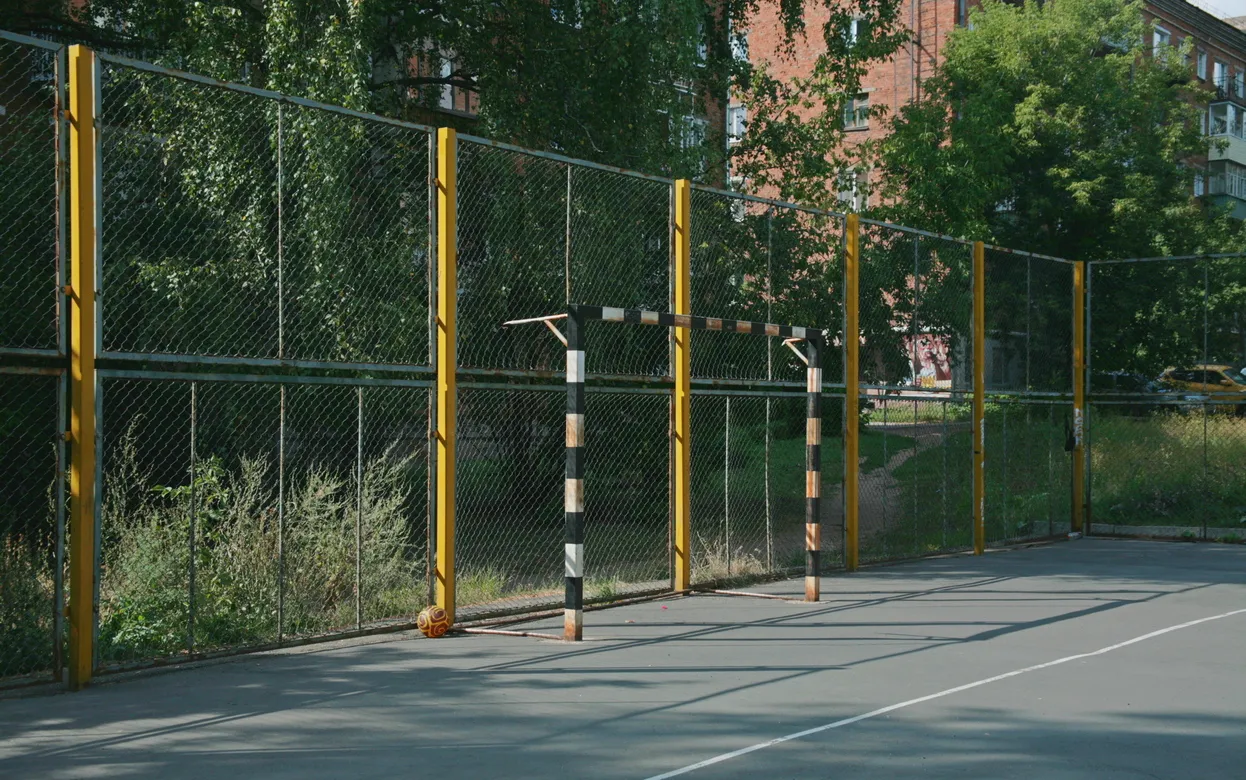 Администрация села в Удмуртии выплатит 25 тыс. руб. за травму ребенка на детской площадке