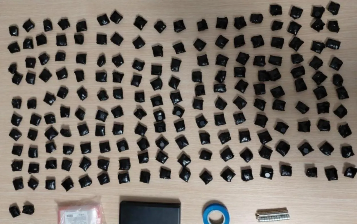 Почти 750 г наркотиков изъяли у закладчика в Ижевске