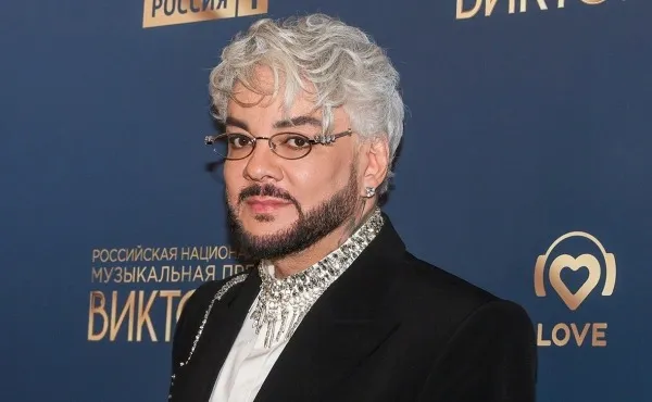 Скандал вокруг «Мерседеса Киркорова» за миллиард: долги и запрет на регистрацию