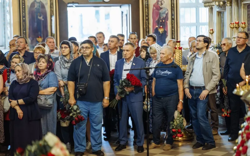 Церемония прошла в соборе Александра Невского. Фото: Маша Бакланова