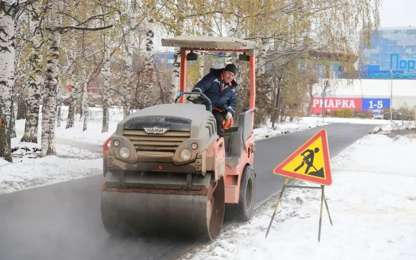 Ремонт тротуаров на Удмуртской и 10 лет Октября в Ижевске обещают завершить в ноябре