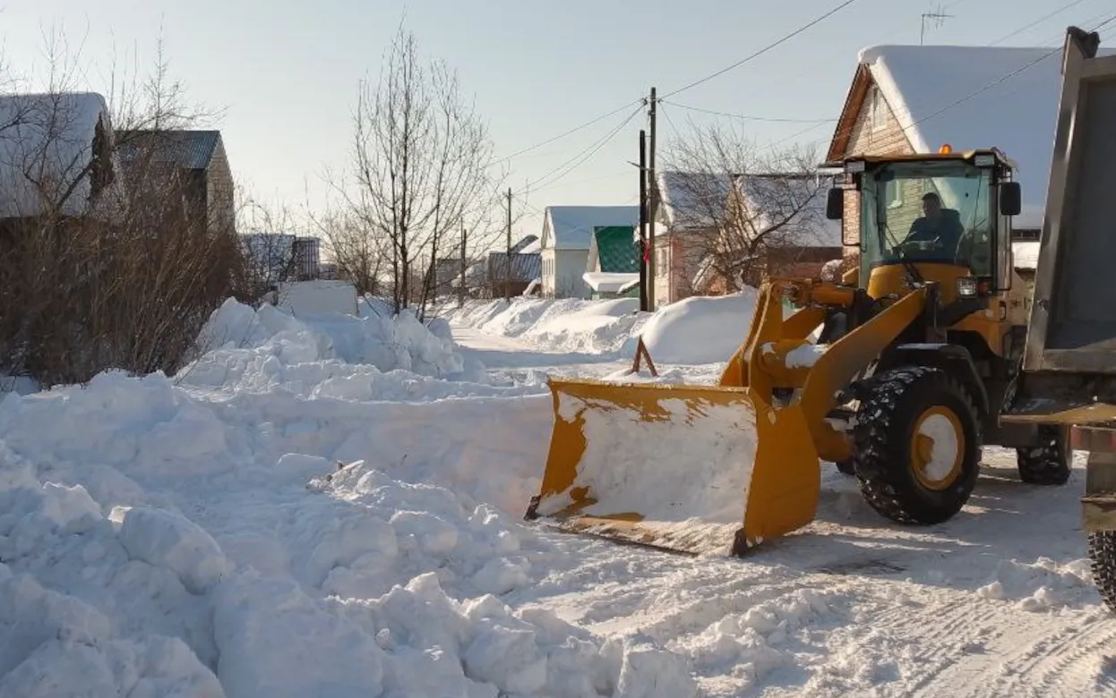 Коммунальщики готовят Ижевск к паводку: где сейчас активно расчищают улицы
