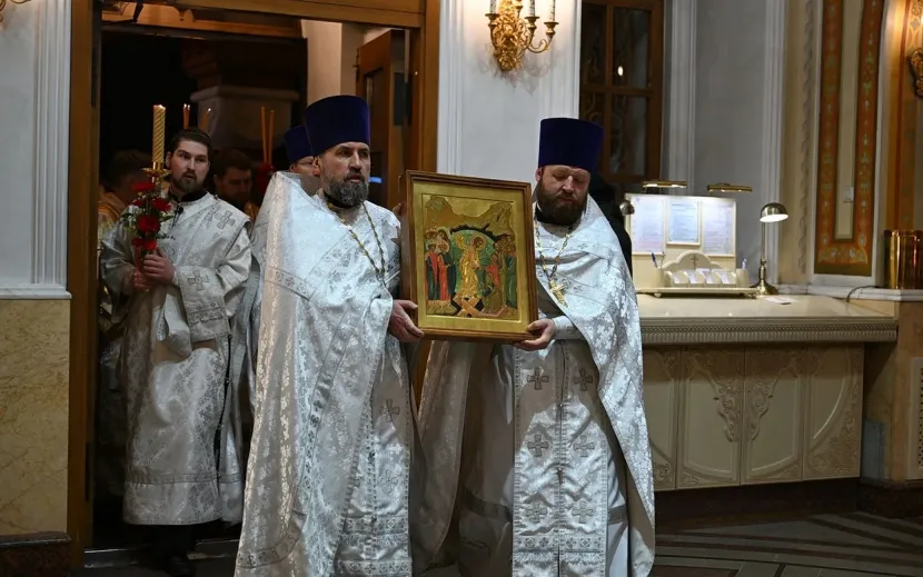 Пасхальная ночь в Михаило-Архангельском кафедральном соборе. Фото: пресс-служба Главы и правительства Удмуртии