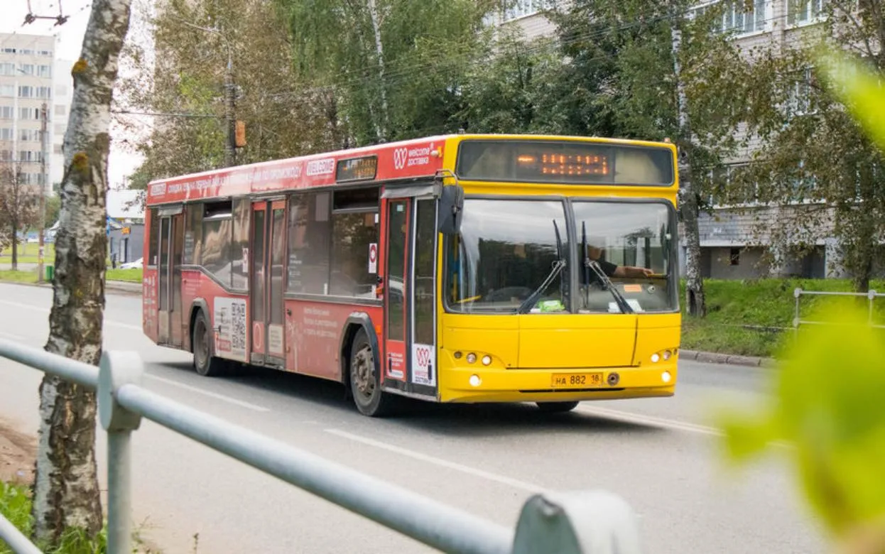 Автобусы изменят расписание на майские праздники в Ижевске