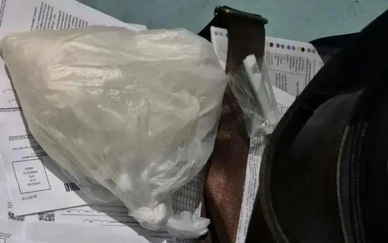Семейную пару с оптовой партией наркотиков задержали в Ижевске