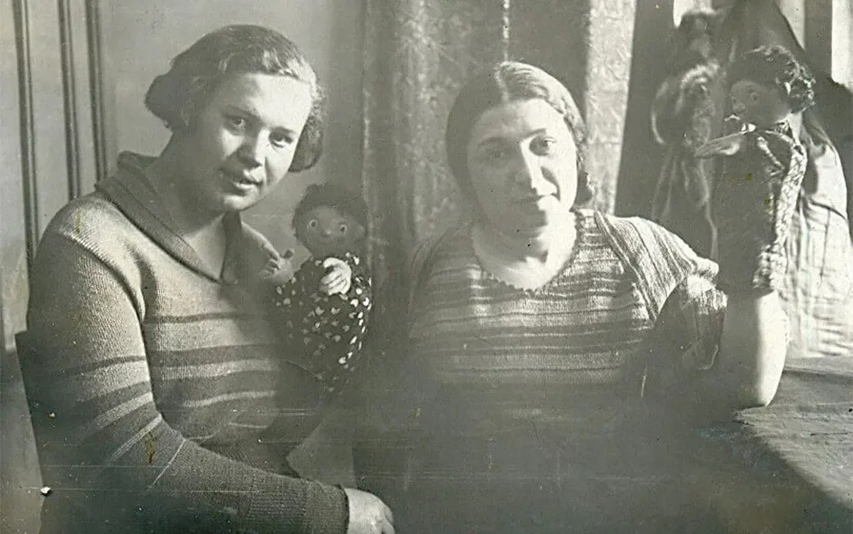 35 раритетных фотографий из театров Удмуртии