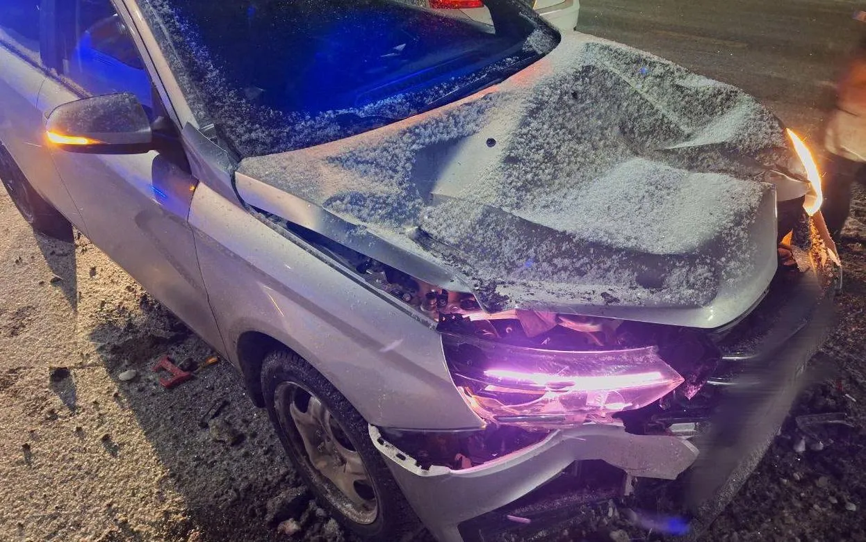 Пьяный водитель «Весты» врезался в грузовик в Удмуртии