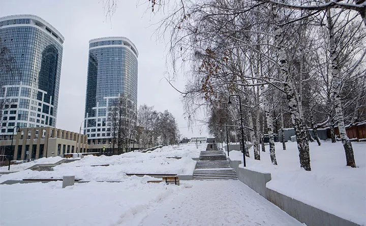 Новости Ижевска на утро 2 декабря: прогулка голого, затопленные улицы и переизбранные министры