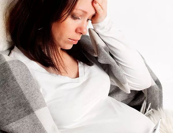 Простуда во время беременности: что нужно знать, как лечить