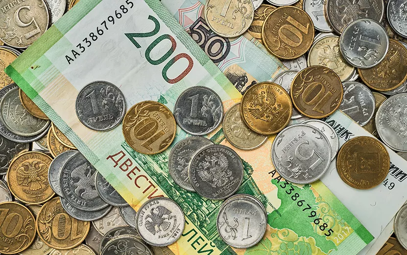 Более 70% россиян планируют копить деньги до конца 2024 года