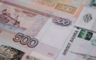 Почти 340 млрд рублей хранят жители Удмуртии в банках