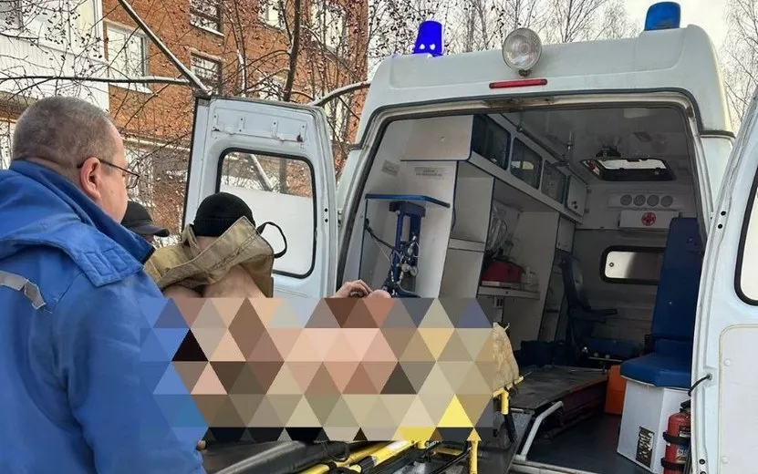 Мужчину спасли на пожаре в Воткинске
