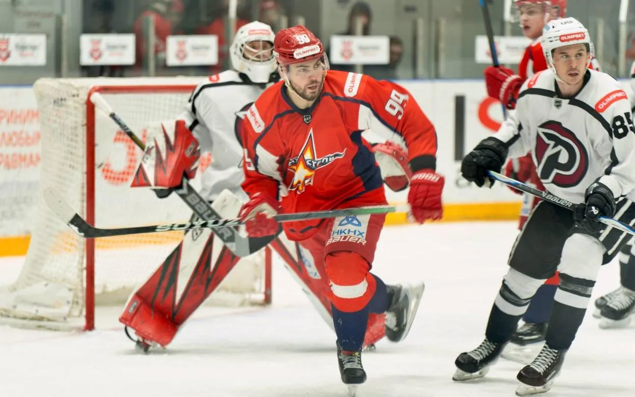 Хоккейная «Ижсталь» потерпела третье поражение подряд