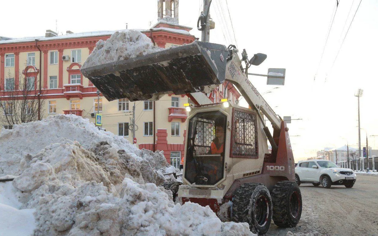 25 тыс. кубометров вывезли с улиц Ижевска за ночь
