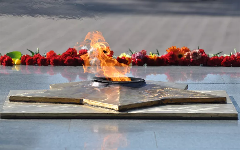 50 лет назад в Ижевске был зажжен Вечный огонь Славы
