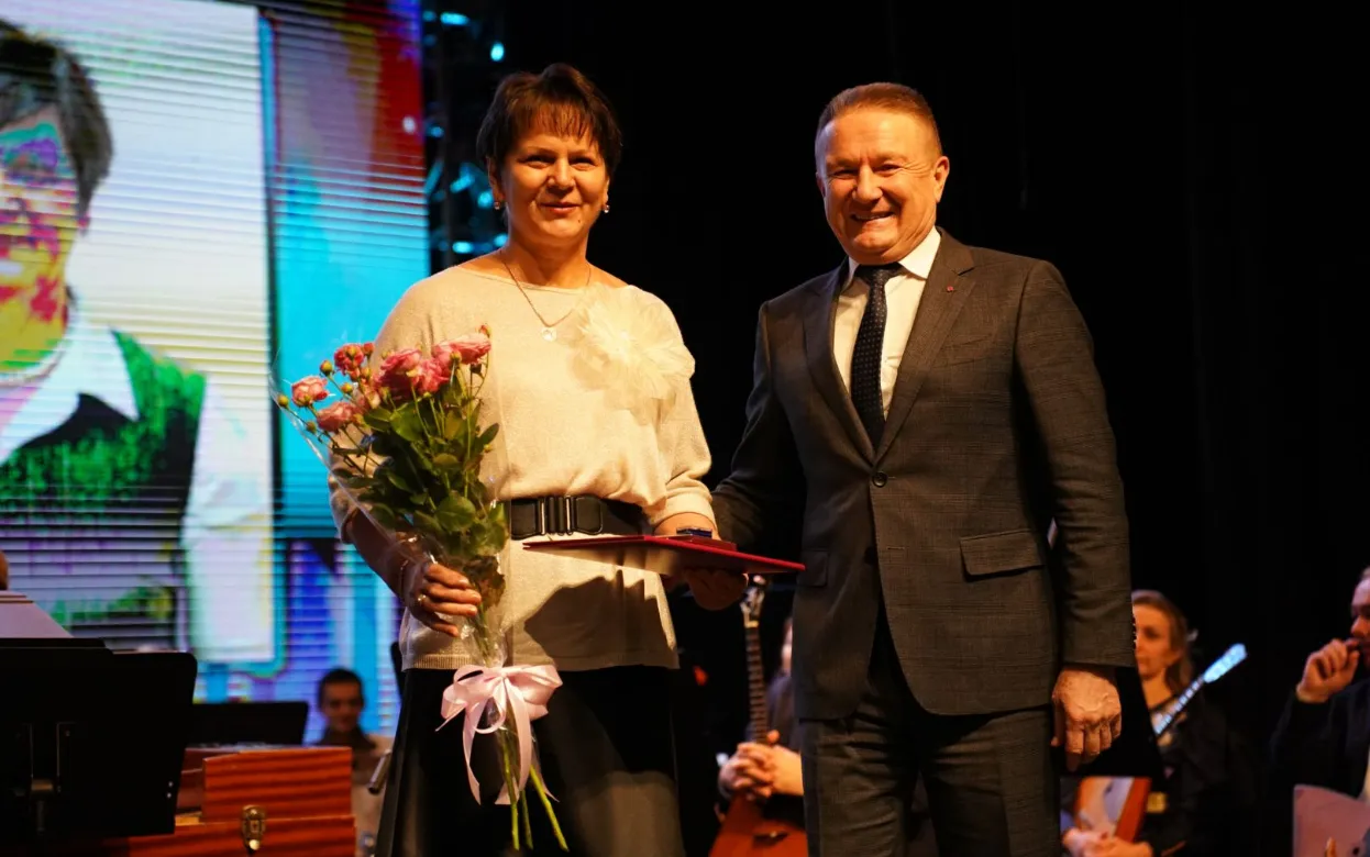 Сотрудники Ижевской ТЭЦ-2 получили награды в честь 50-летия станции