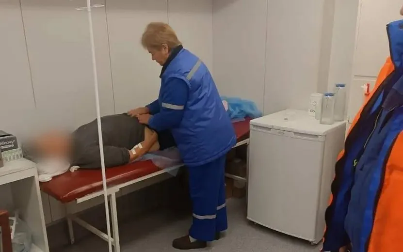 Пассажирку теплохода экстренно госпитализировали в больницу Сарапула