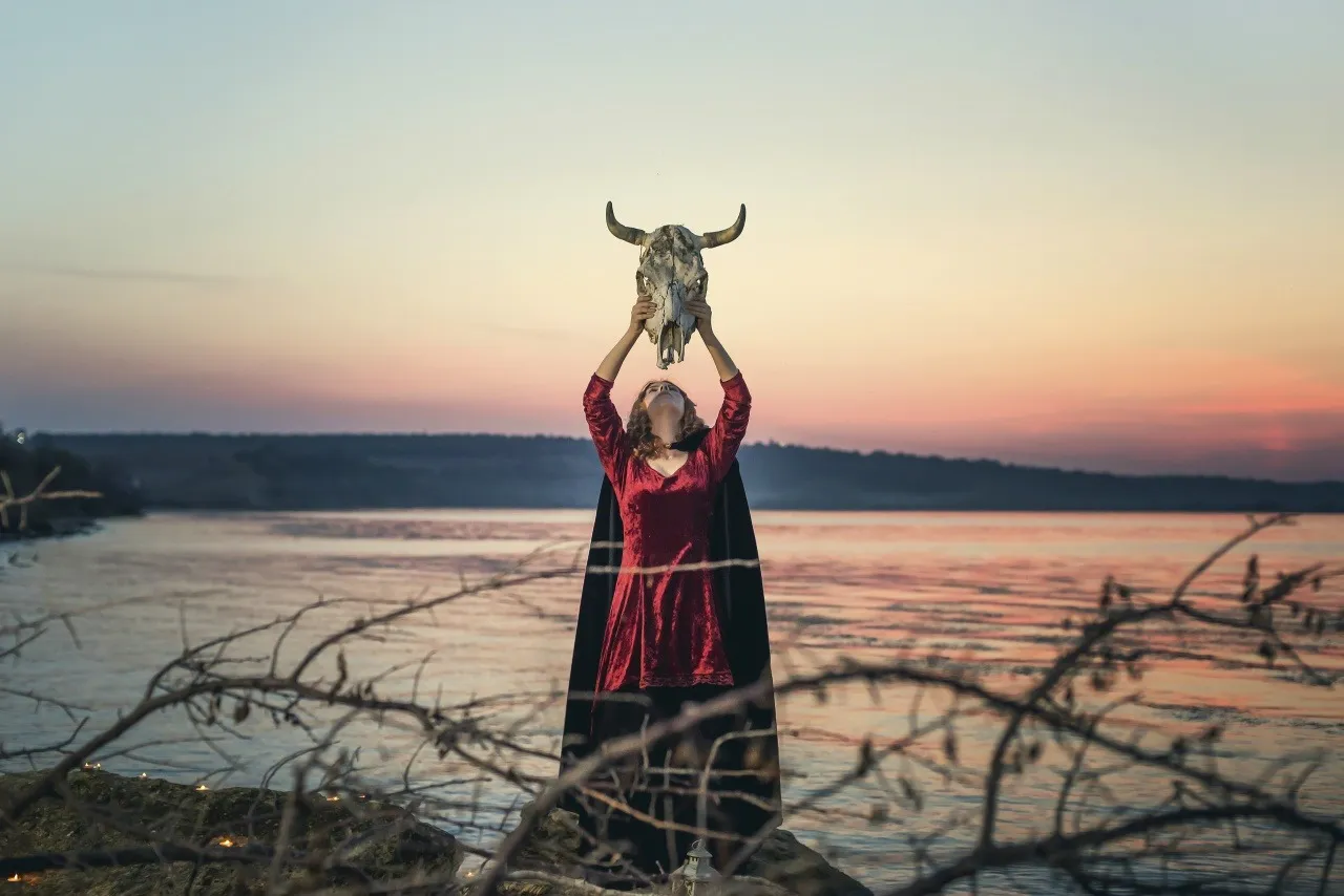 Рунический гороскоп на 1 марта: Стрельцам лучше не спорить из-за денег, а Львы могут наконец-то расслабиться