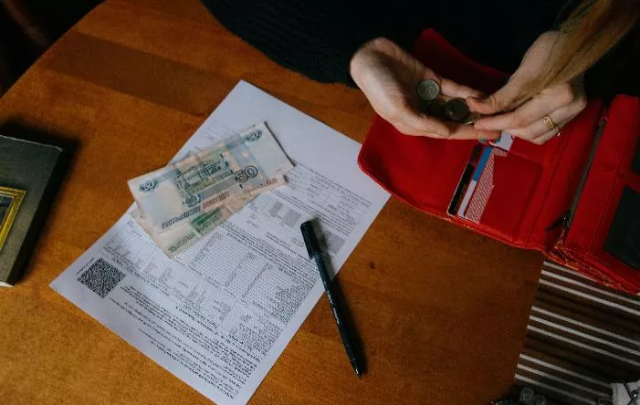 Мобилизованных и членов их семей могут освободить от начисления пеней за взносы на капремонт