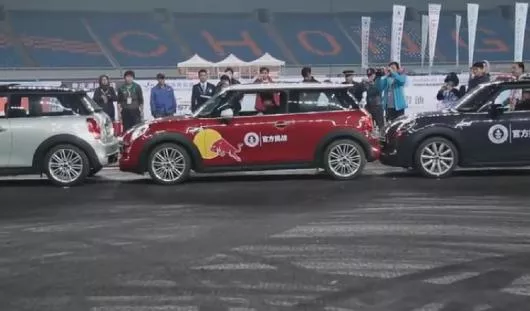 скриншот с youtube