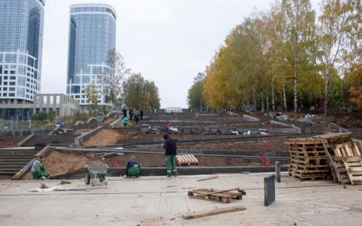 Реконструкцию эспланады в Ижевске должны завершить до начала зимы
