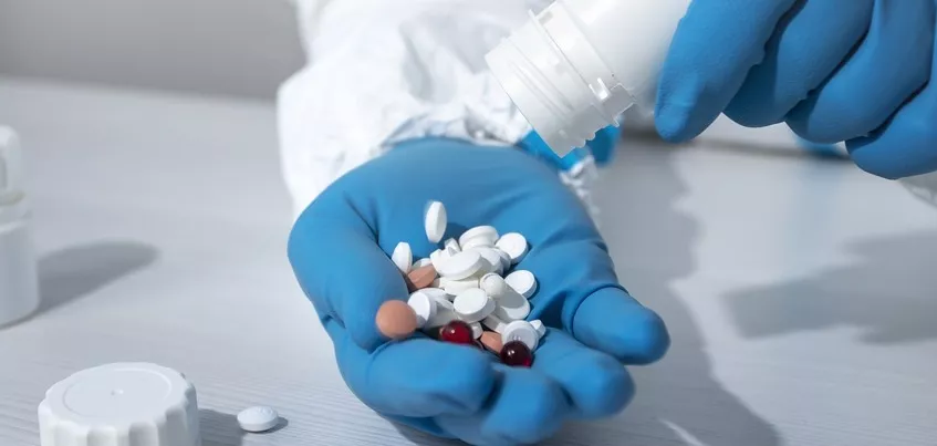 Отсутствие некоторых лекарств в аптеках объяснили искусственным ажиотажем