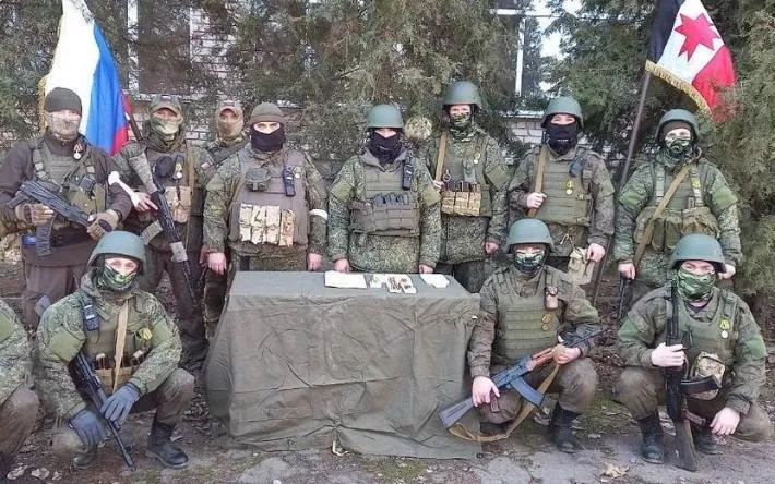 Бойцов полка теробороны из Удмуртии наградили за участие в СВО