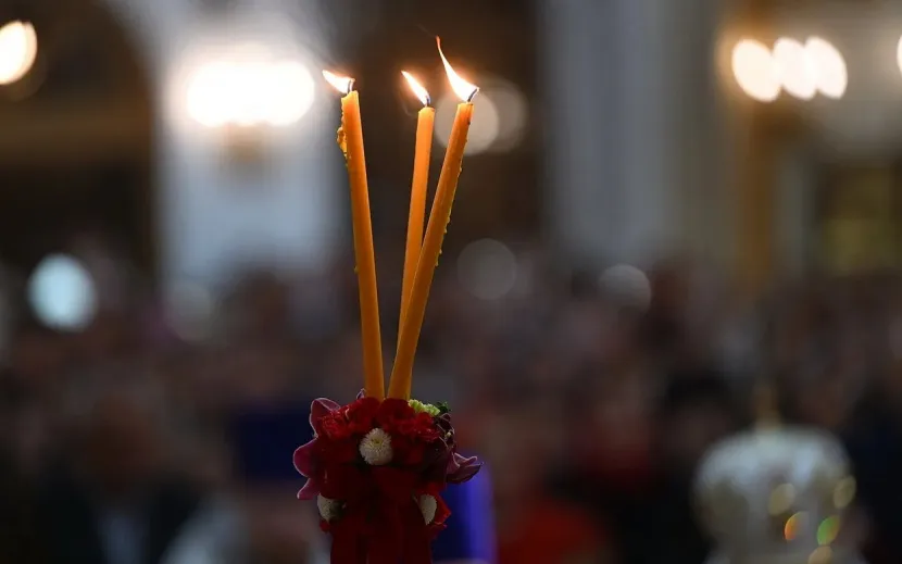 Пасхальная ночь в Михаило-Архангельском кафедральном соборе. Фото: Роман Ефимов