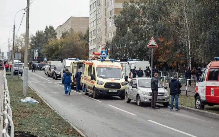 СК подтвердил гибель 13 человек при стрельбе в Ижевске