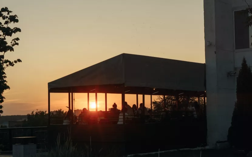 Жаркий вечер в Ижевске. Фото: Маша Бакланова, IZHLIFE