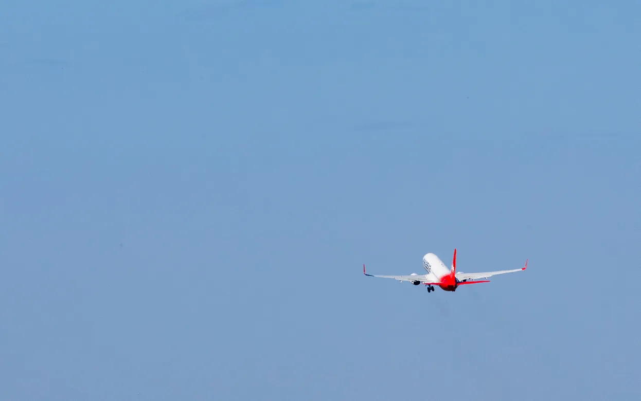 Посадку самолета Ижевск – Москва задержали на полчаса из-за снегопада