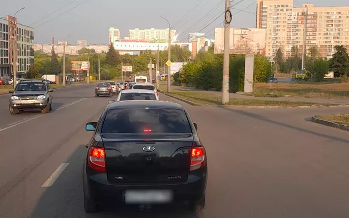 Пробки образовались в районе Металлурга в Ижевске 