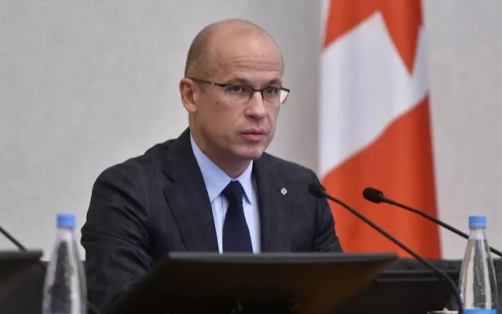 «Никаких ограничений для жителей не вводим»: глава Удмуртии провел первое заседание оперштаба