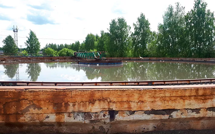 Модернизировали отстойники и песколовки: как меняют очистные сооружения Ижевска, чтобы в водоемы попадала качественная вода 