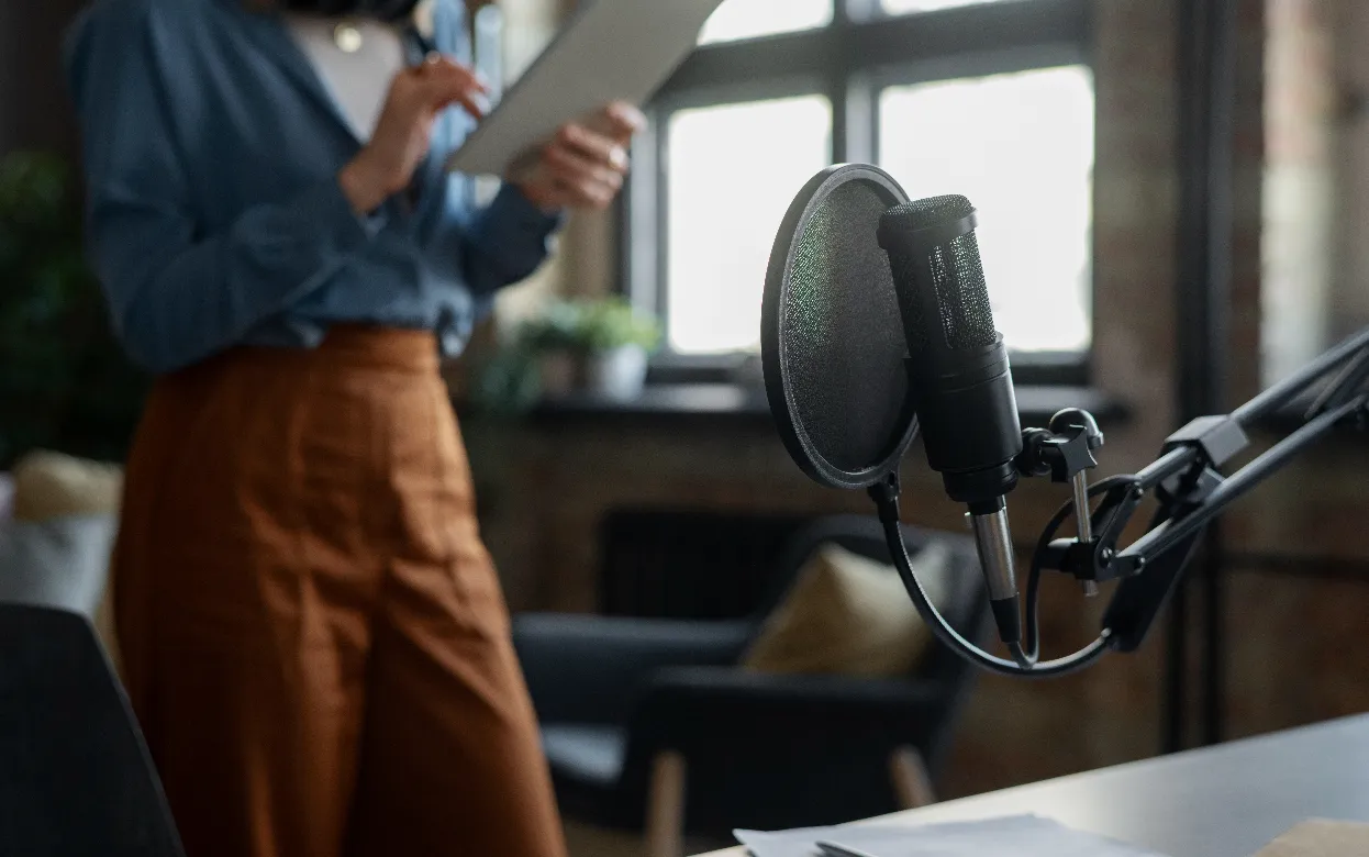 ИИ и кризис идентичности: как остаться человеком в мире технологий?